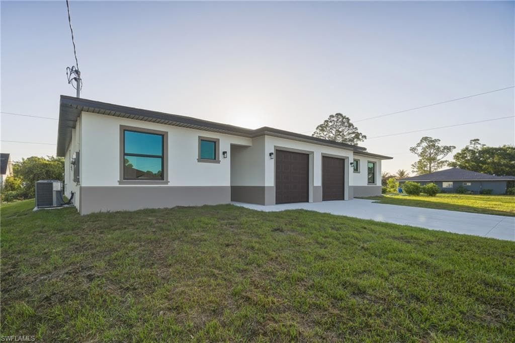 4818 30th ST SW LEHIGH ACRES, FL 33973