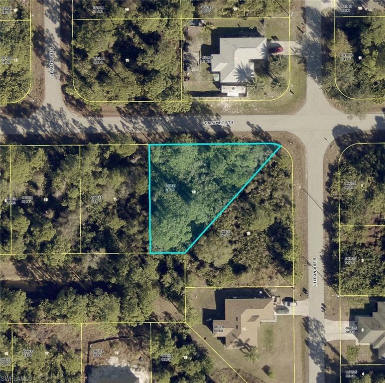 762 Calumet ST E LEHIGH ACRES, FL 33974
