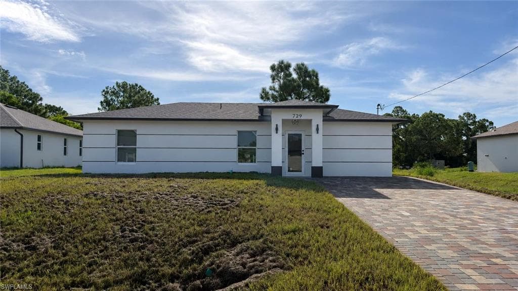 729 Anaconda AVE S LEHIGH ACRES, FL 33974