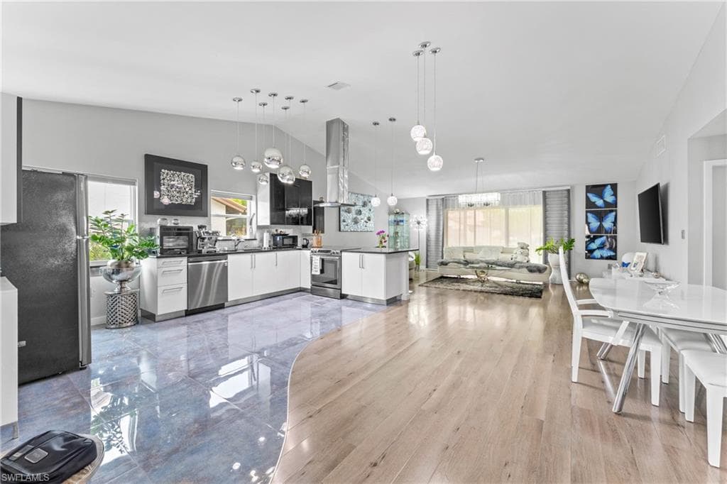 13119 Tall Pine CIR FORT MYERS, FL 33907