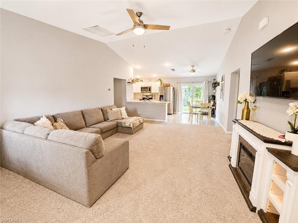 1423 NW 19th ST CAPE CORAL, FL 33993