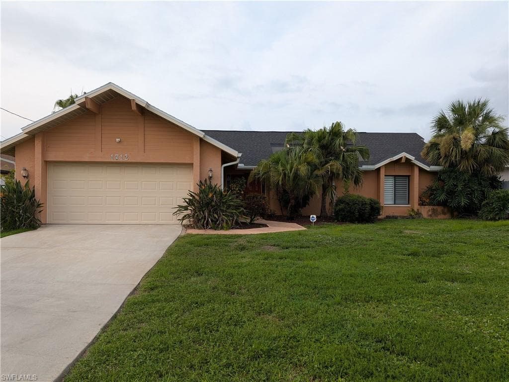 1712 Viscaya PKWY CAPE CORAL, FL 33990