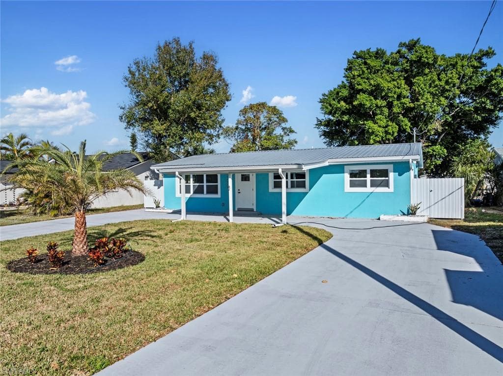 12511 Davis BLVD FORT MYERS, FL 33905