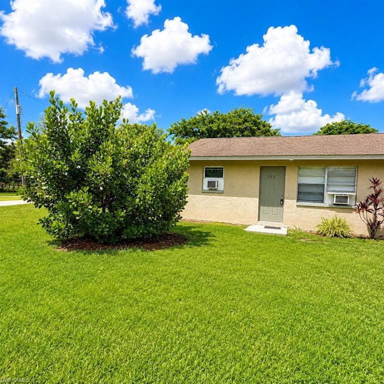 723 Burdick AVE FORT MYERS, FL 33905
