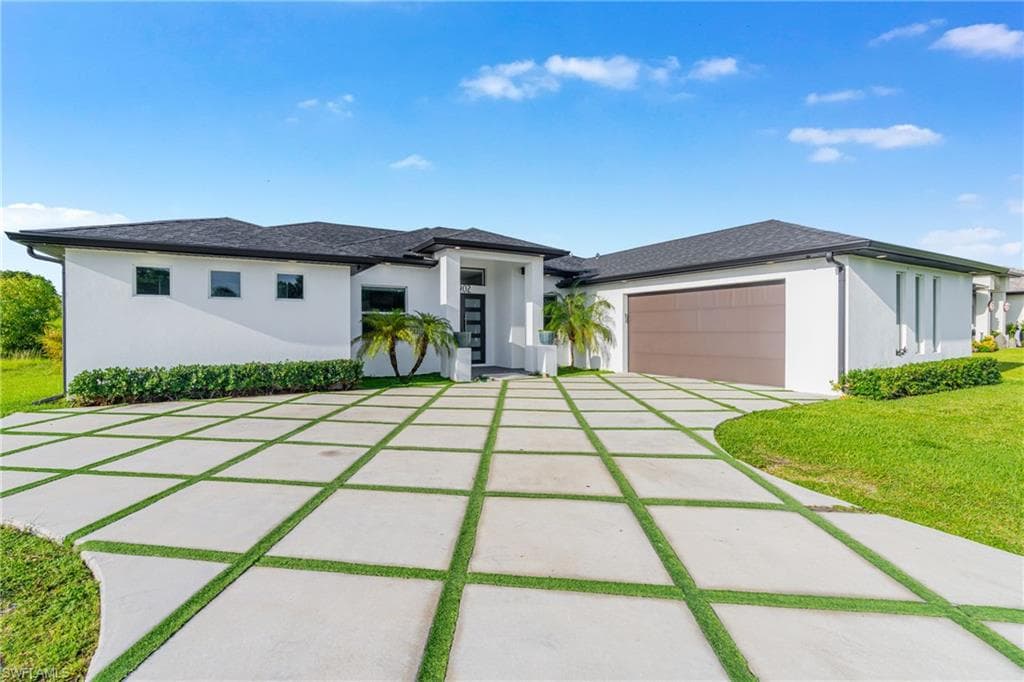 1902 NE 6th ST CAPE CORAL, FL 33909