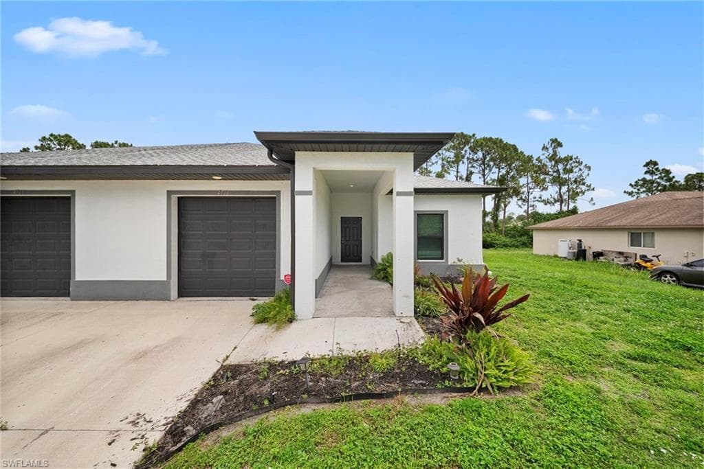 4716 29th ST SW LEHIGH ACRES, FL 33973