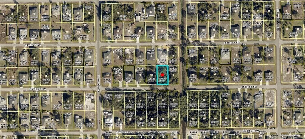 2702 35th ST SW LEHIGH ACRES, FL 33976