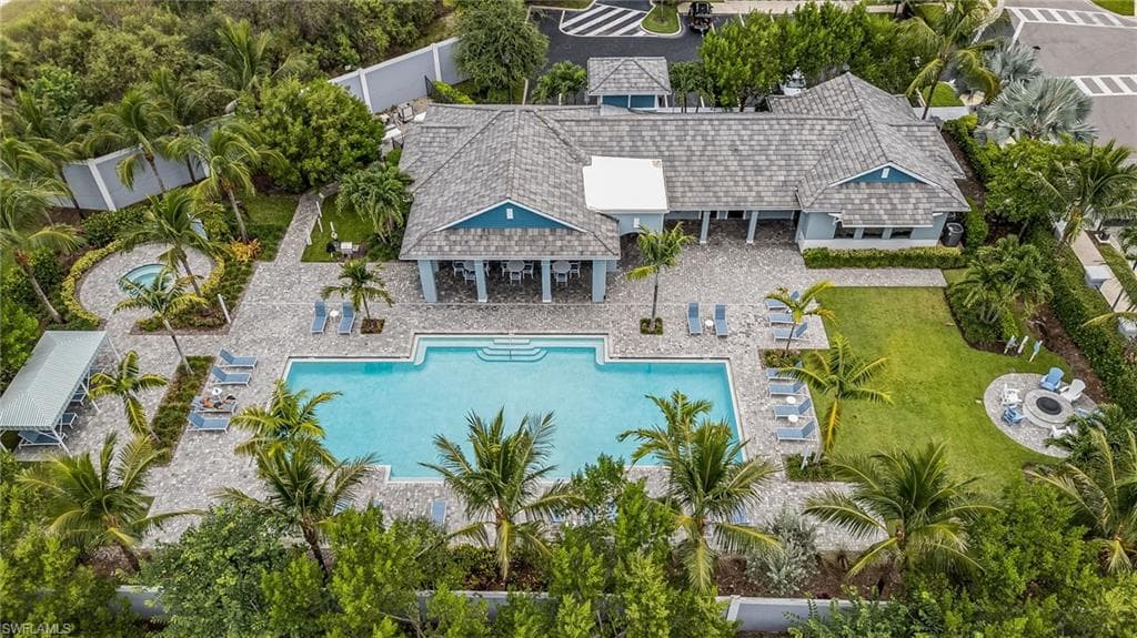 2647 Seychelles CIR 2206 NAPLES, FL 34112