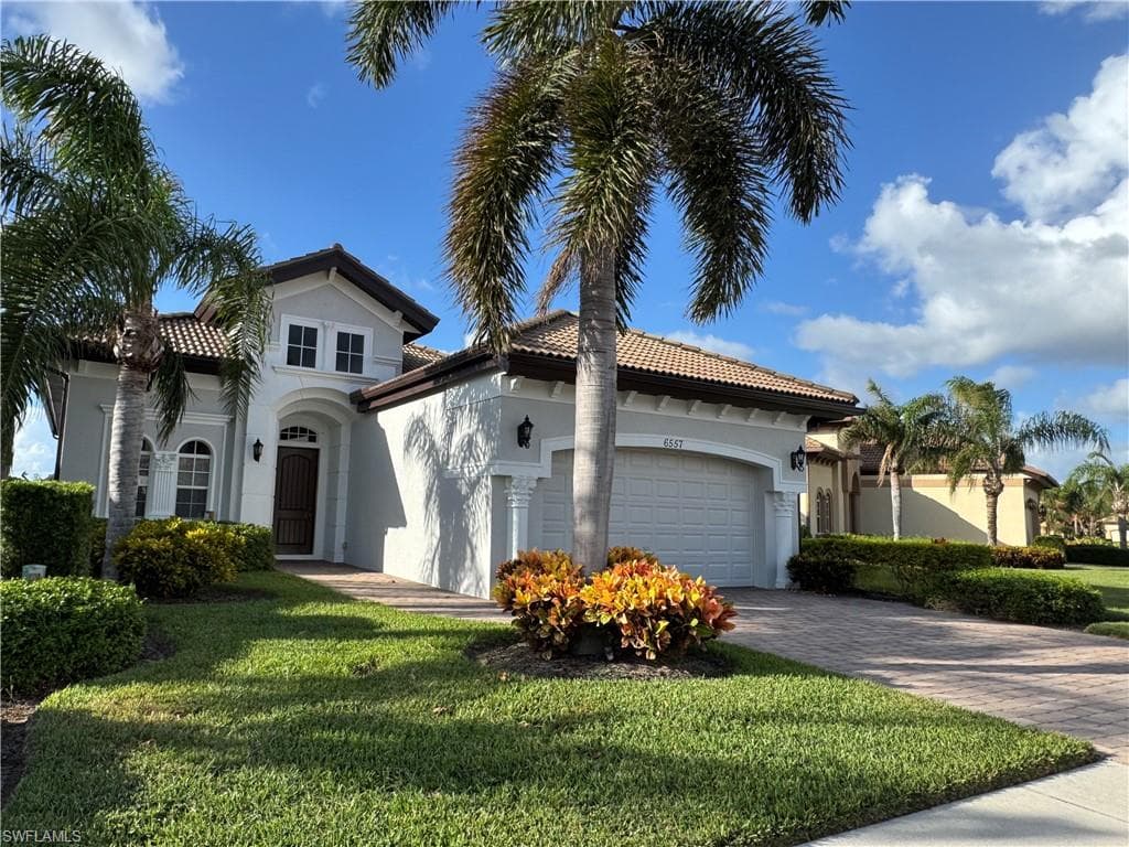 6557 Caldecott DR NAPLES, FL 34113