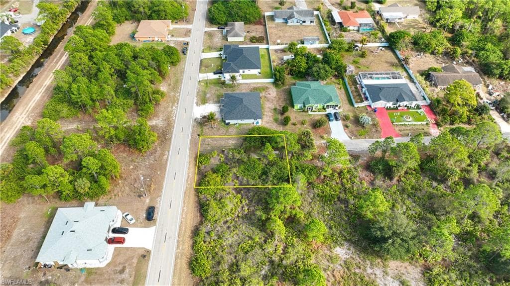 14 E 12th ST LEHIGH ACRES, FL 33972