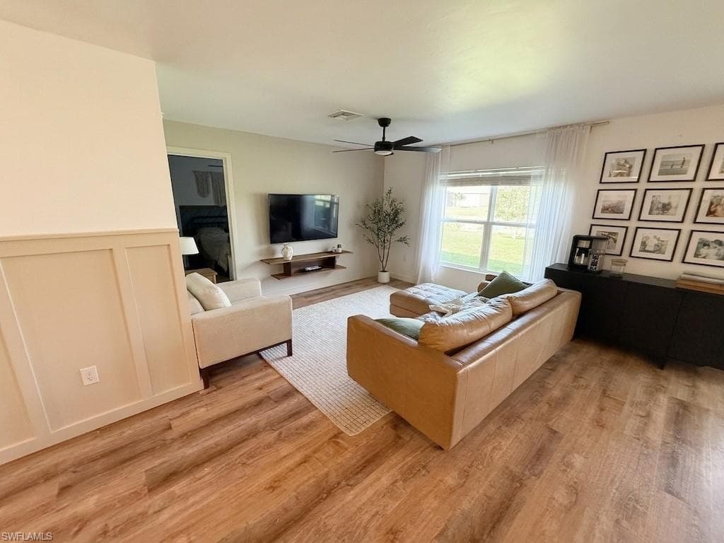 3192 Estancia LN CAPE CORAL, FL 33909