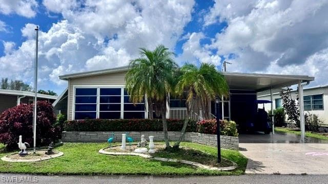 5526 Miles Standish LN NORTH FORT MYERS, FL 33917