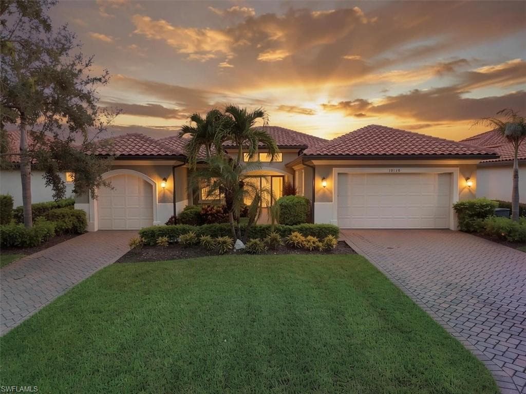 10120 Belcrest BLVD FORT MYERS, FL 33913