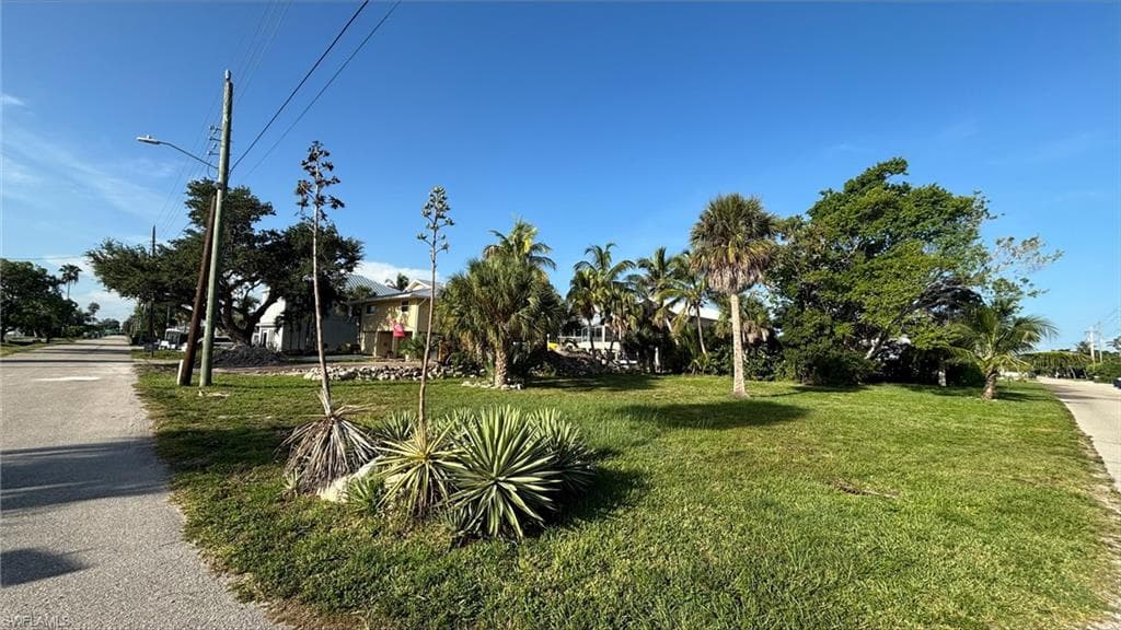Dolphin ST BONITA SPRINGS, FL 34134