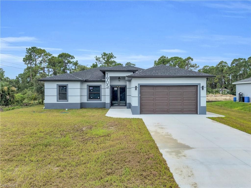 1905 W 13th ST LEHIGH ACRES, FL 33972
