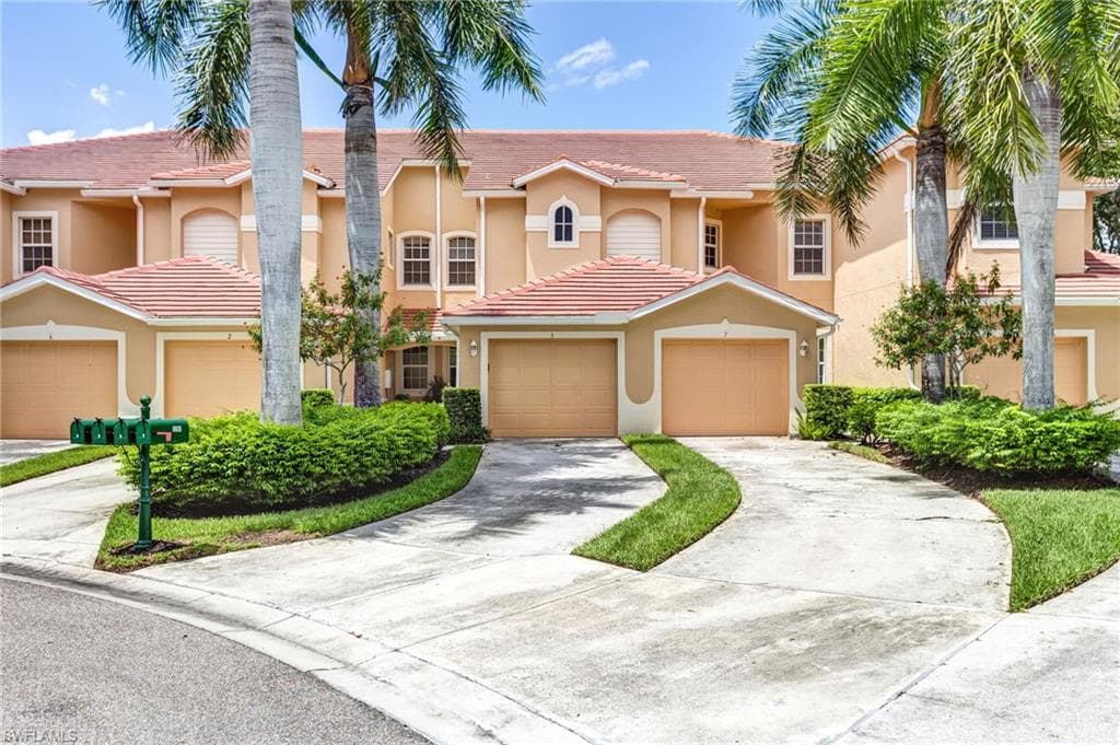 3261 Lee Way CT 503 NORTH FORT MYERS, FL 33903