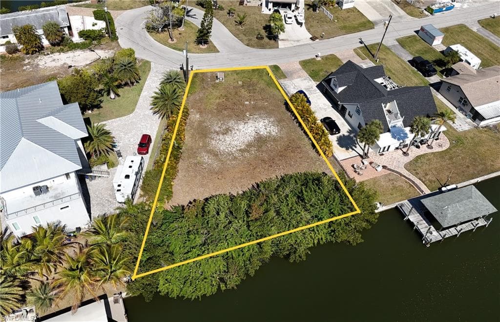 4853 Gary RD BONITA SPRINGS, FL 34134
