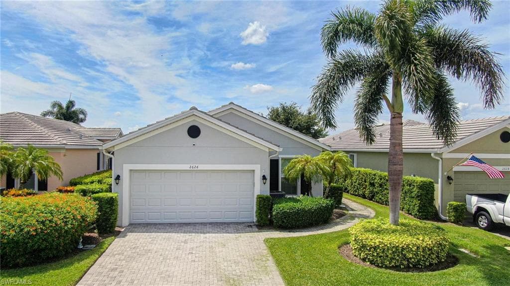 2626 Vareo CT CAPE CORAL, FL 33991