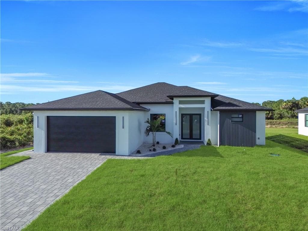 695 Whitmore LOOP LEHIGH ACRES, FL 33972