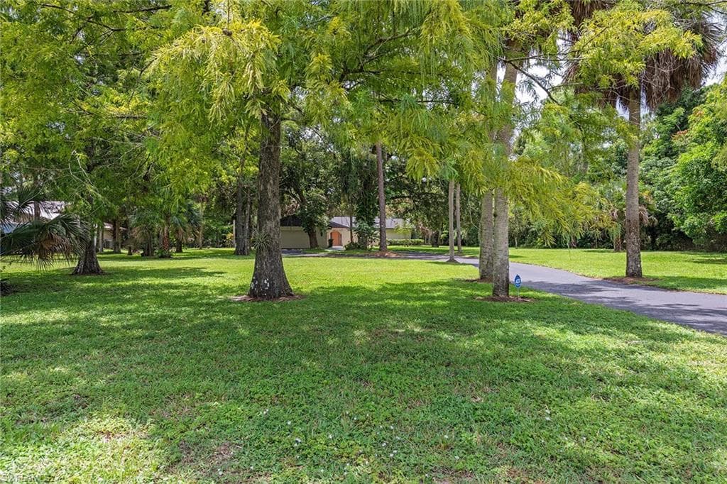 6040 Lancewood WAY NAPLES, FL 34116