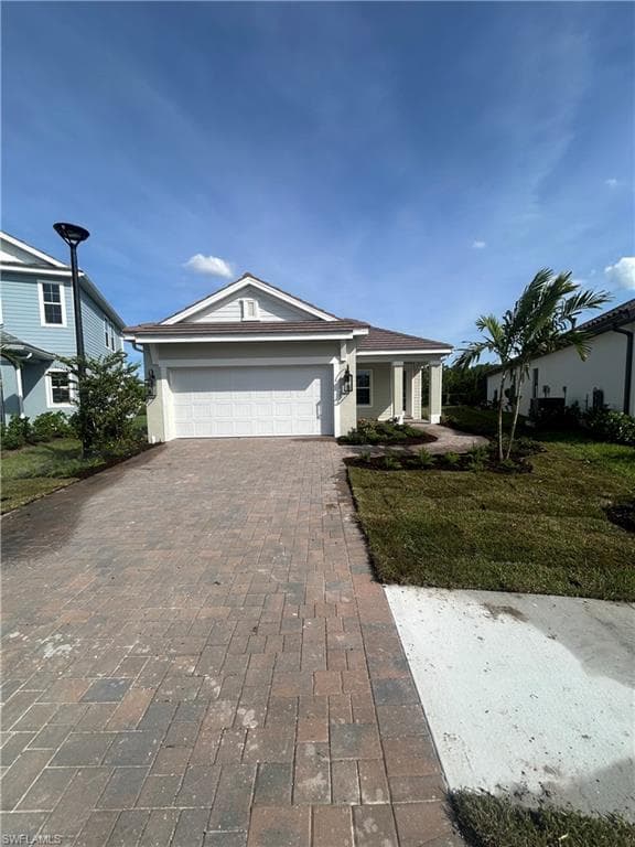 4527 Centaurus CIR NAPLES, FL 34120