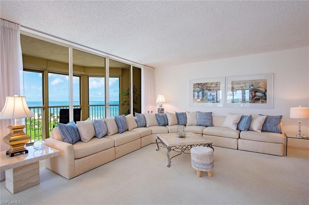 4051 Gulf Shore BLVD N 706 NAPLES, FL 34103