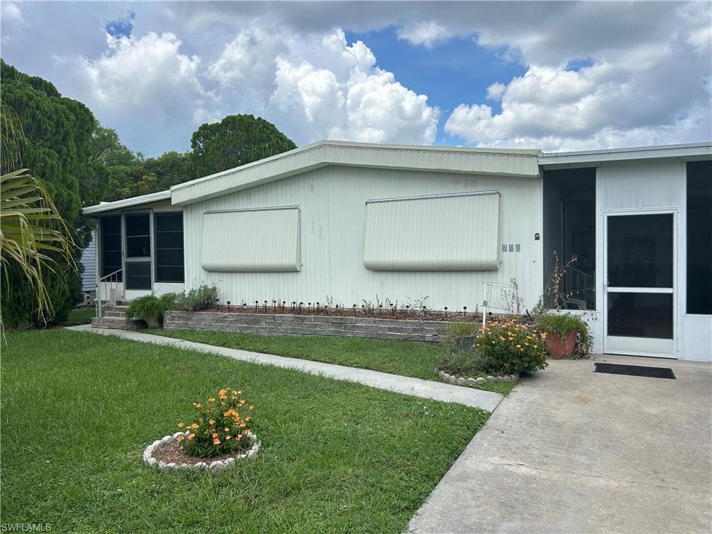 281 Lime Key LN 140 NAPLES, FL 34114