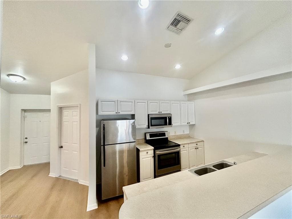 3301 Skyline BLVD 3301 CAPE CORAL, FL 33914
