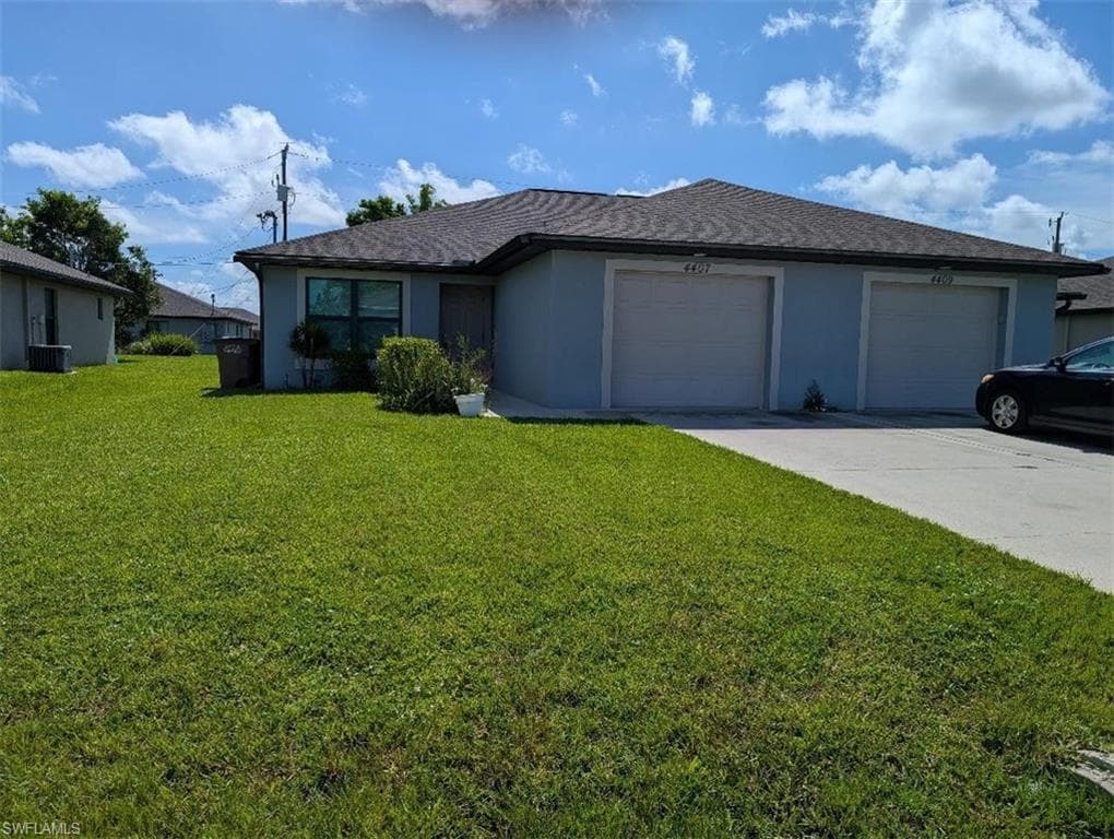 4407 SW 8th CT CAPE CORAL, FL 33914
