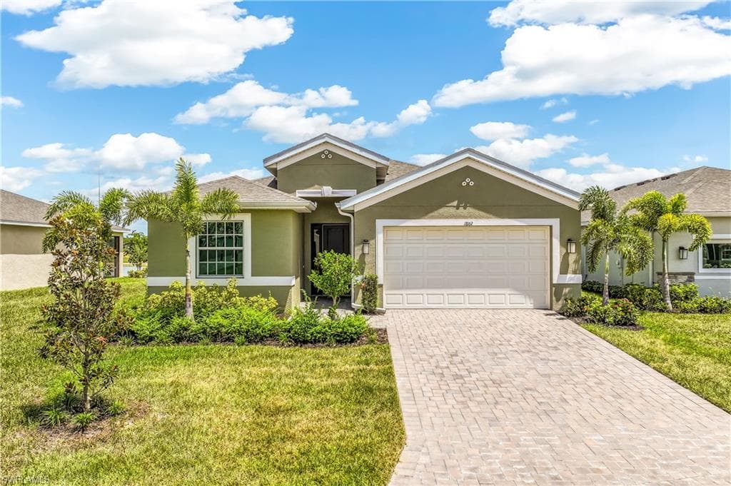 18162 LAGOON REACH LN NORTH FORT MYERS, FL 33917