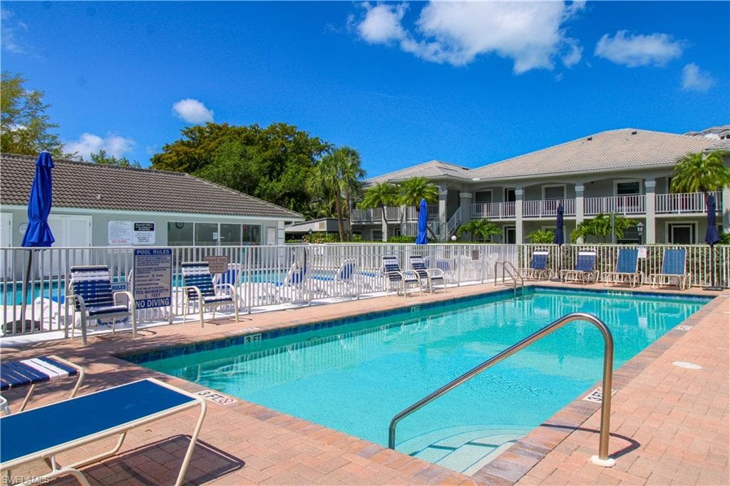 519 Roma CT 3-305 NAPLES, FL 34110