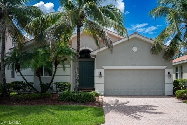 8610 SUMNER AVE FORT MYERS, FL 33908
