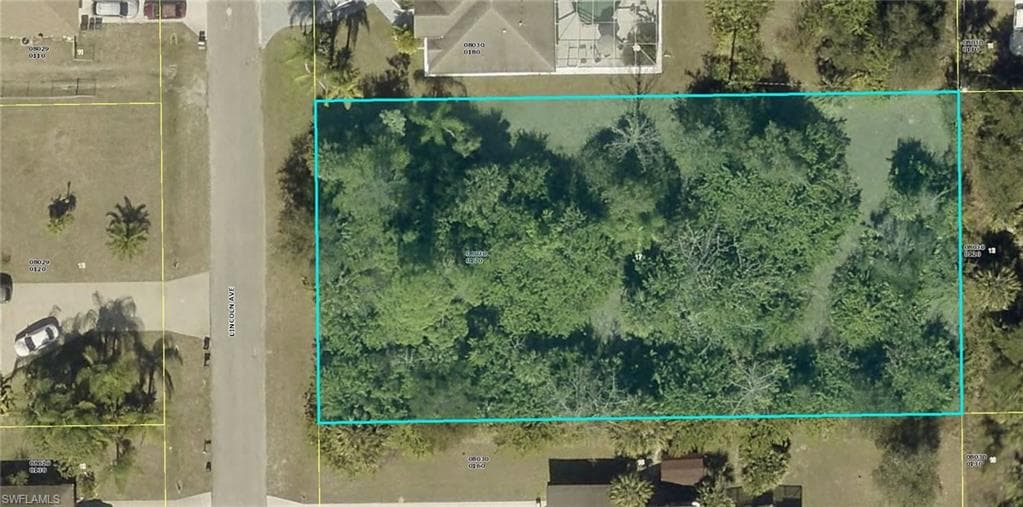 604 Lincoln AVE LEHIGH ACRES, FL 33972
