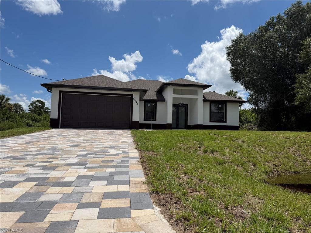6042 Langdon AVE FORT MYERS, FL 33905