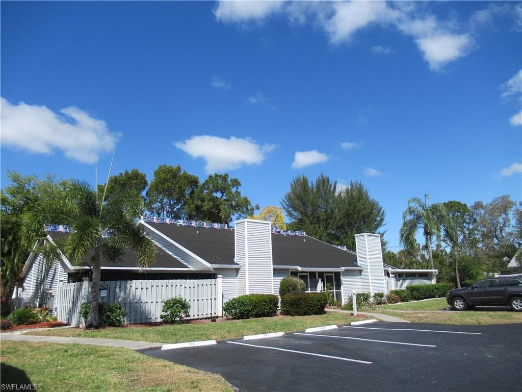 6238 Timberwood CIR 110 FORT MYERS, FL 33908