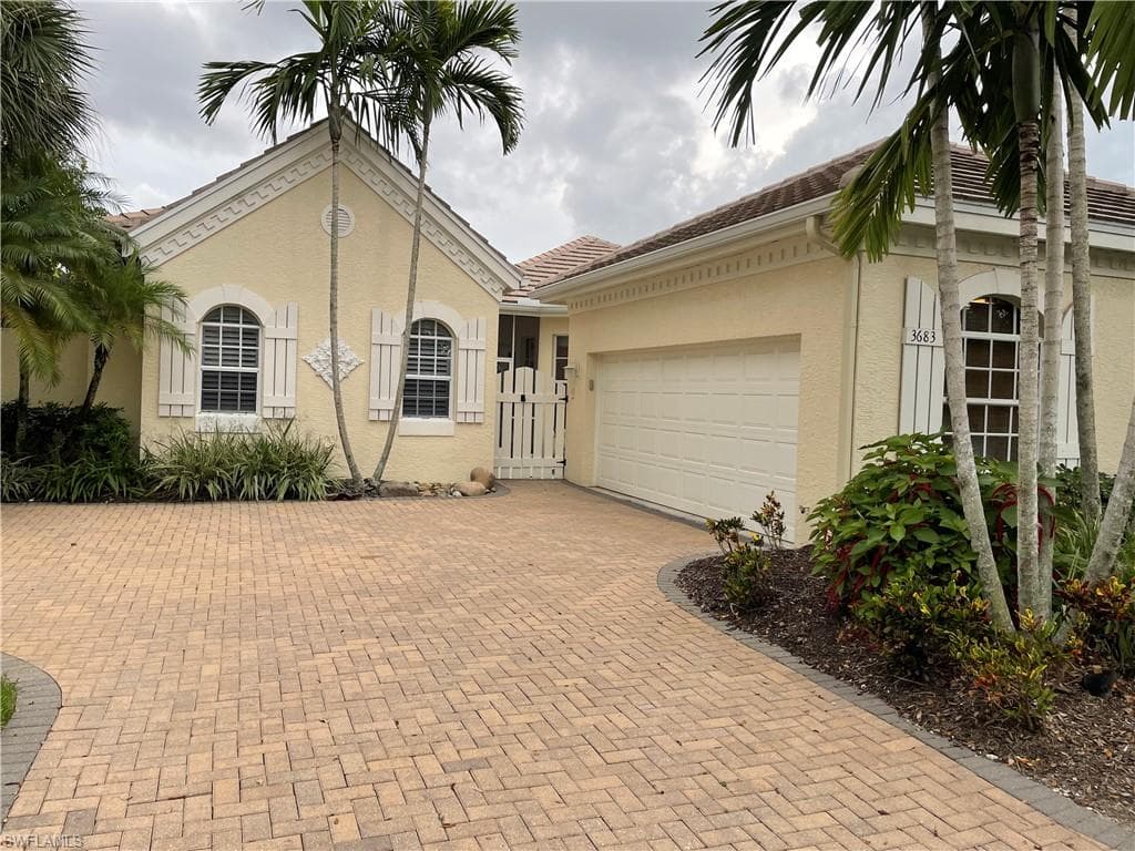 3683 Olde Cottage LN BONITA SPRINGS, FL 34134