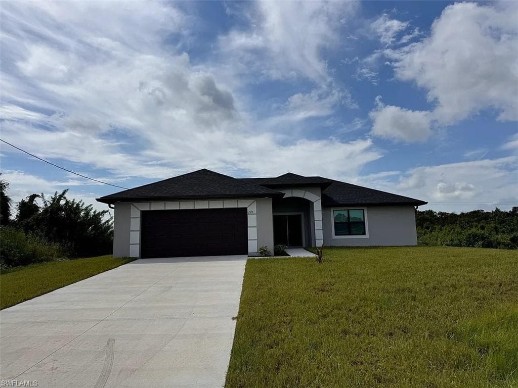 2019 NW 17th ST CAPE CORAL, FL 33993