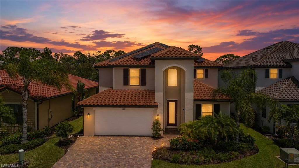 1588 Vizcaya LN NAPLES, FL 34113