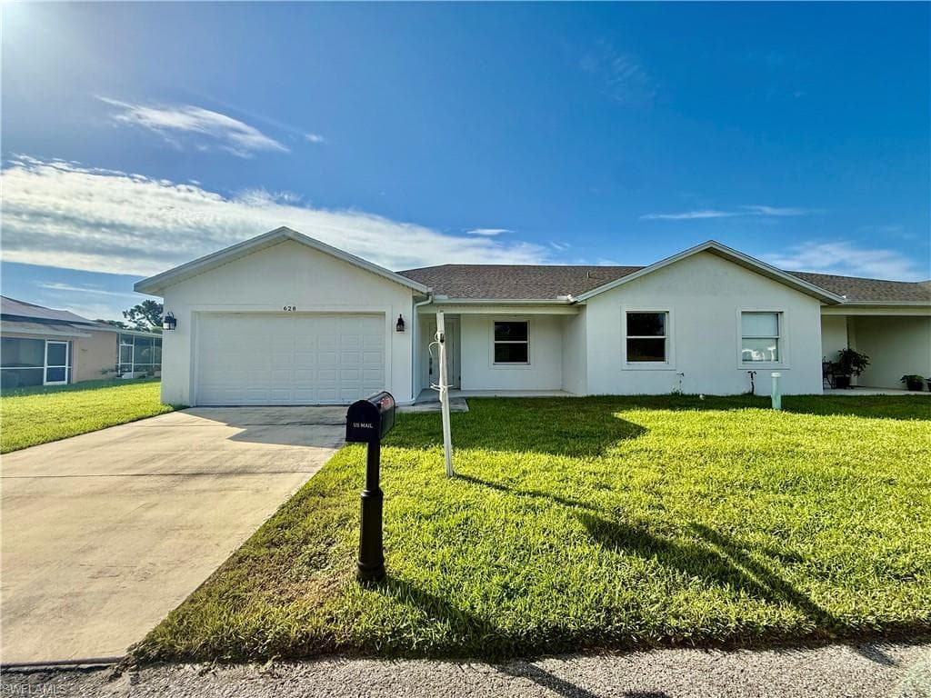 628 Falls LN LEHIGH ACRES, FL 33974