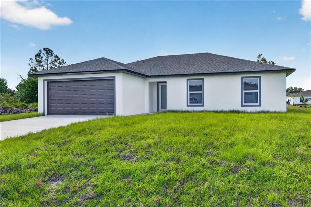 1054 Chadwick AVE LEHIGH ACRES, FL 33974