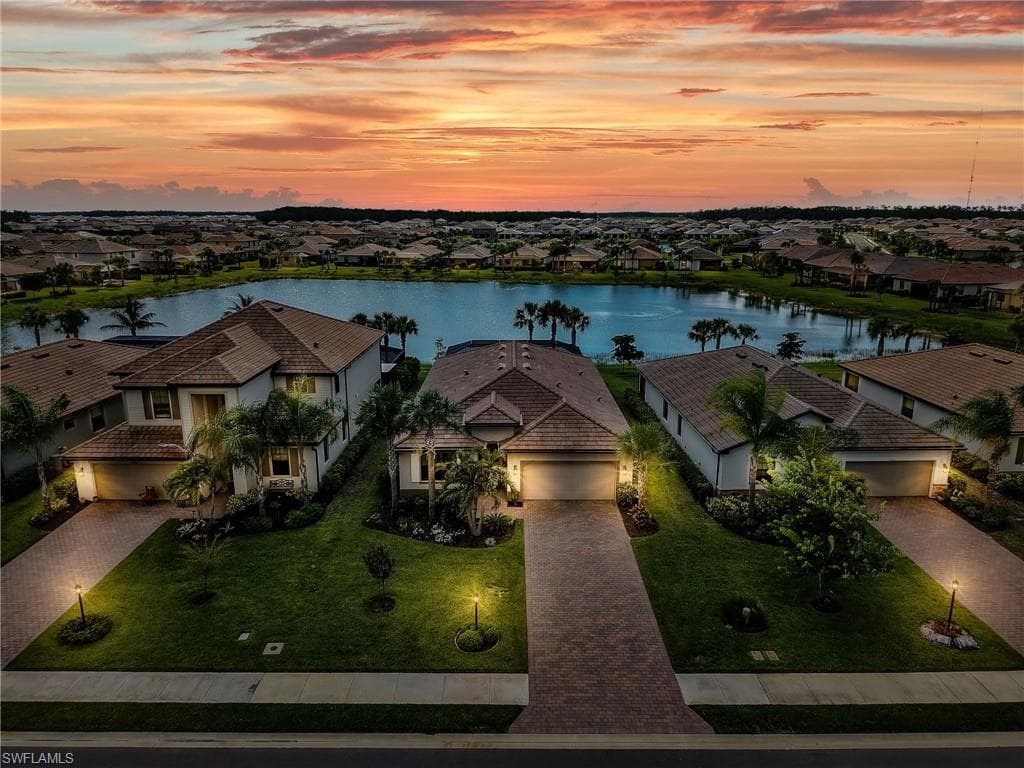 20199 Hartford BLVD ESTERO, FL 33928