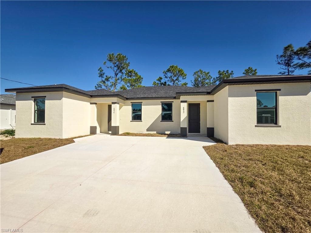 4812 30th ST SW LEHIGH ACRES, FL 33973