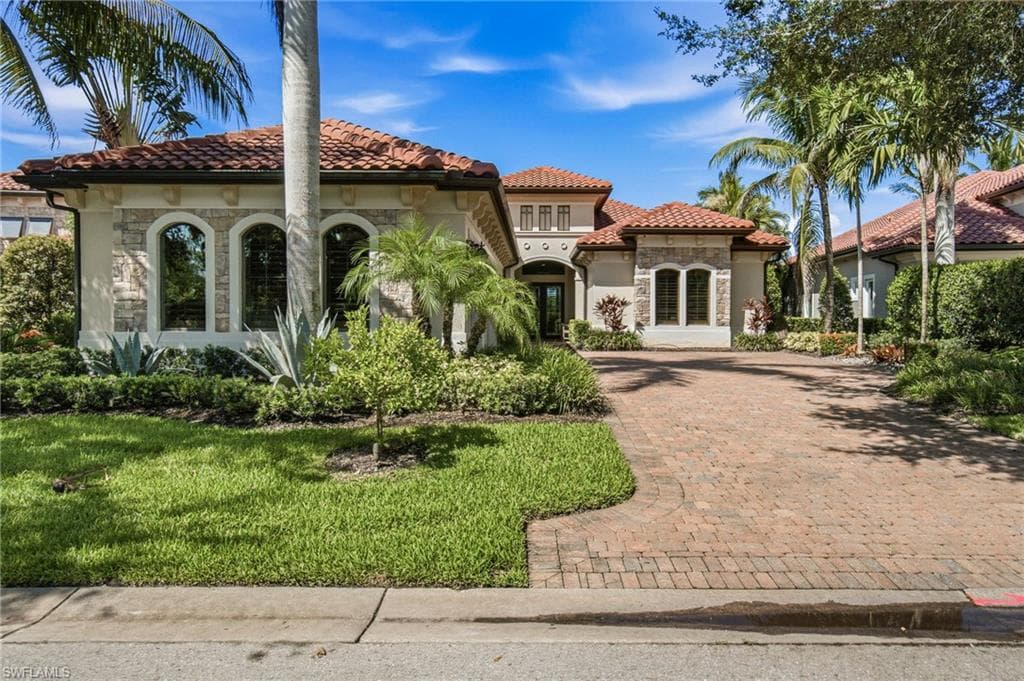 16791 Cabreo DR NAPLES, FL 34110