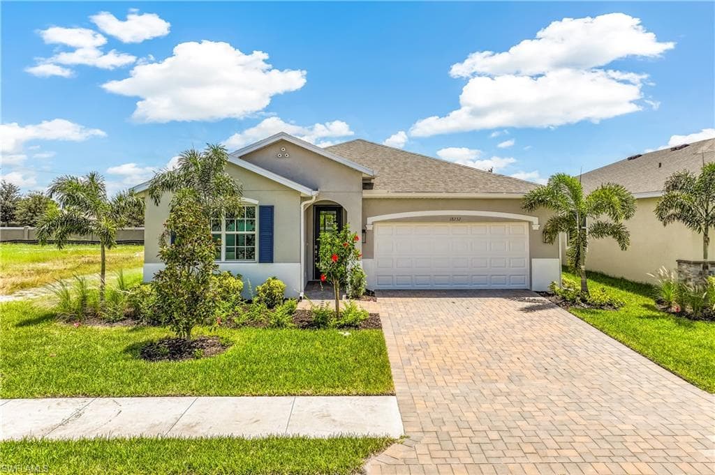 18232 Water Crossing DR NORTH FORT MYERS, FL 33917