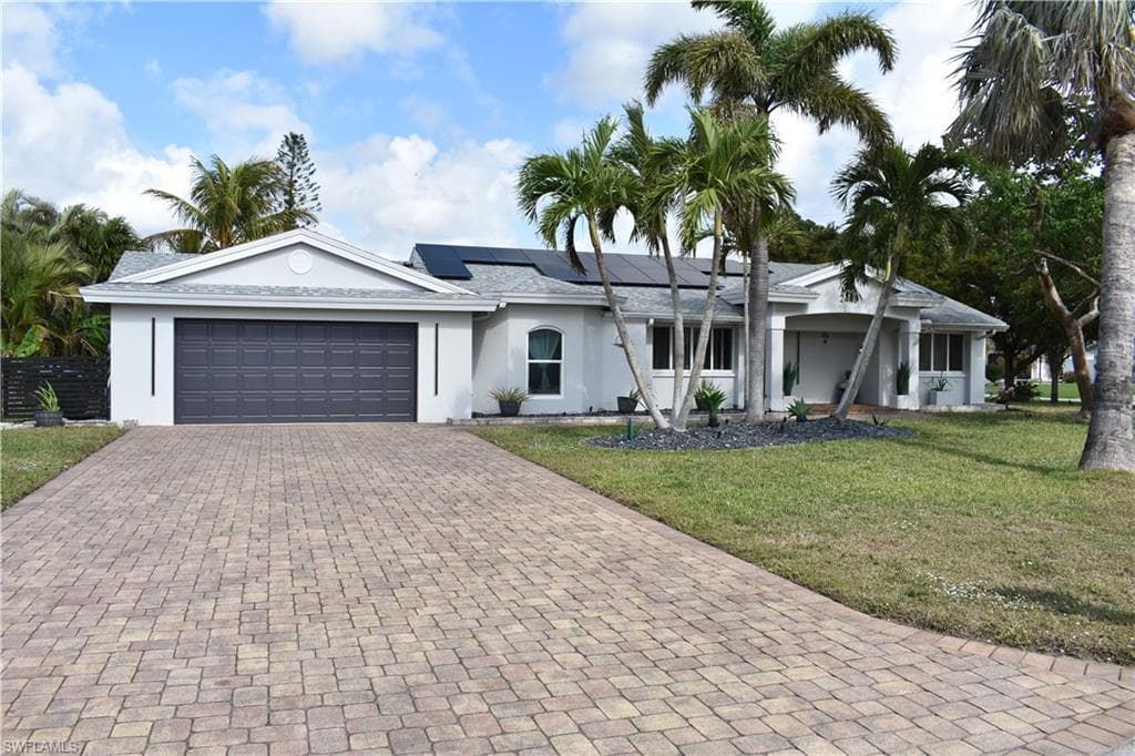 2443 SE 28th ST CAPE CORAL, FL 33904