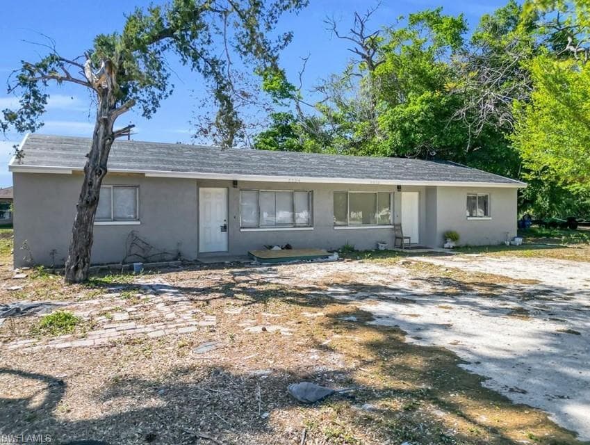 5534 7th AVE FORT MYERS, FL 33907