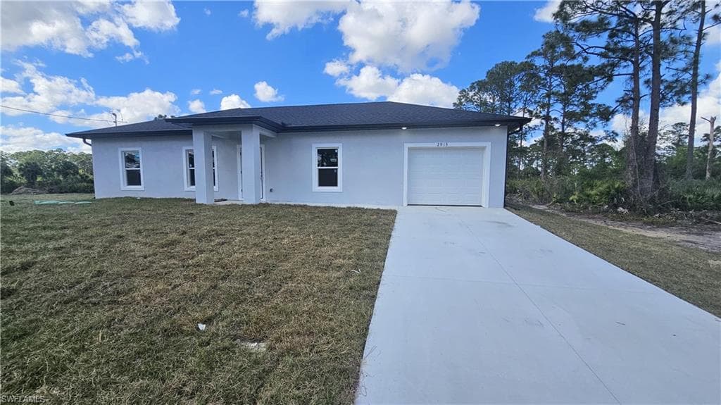 2913 Connie AVE N LEHIGH ACRES, FL 33971