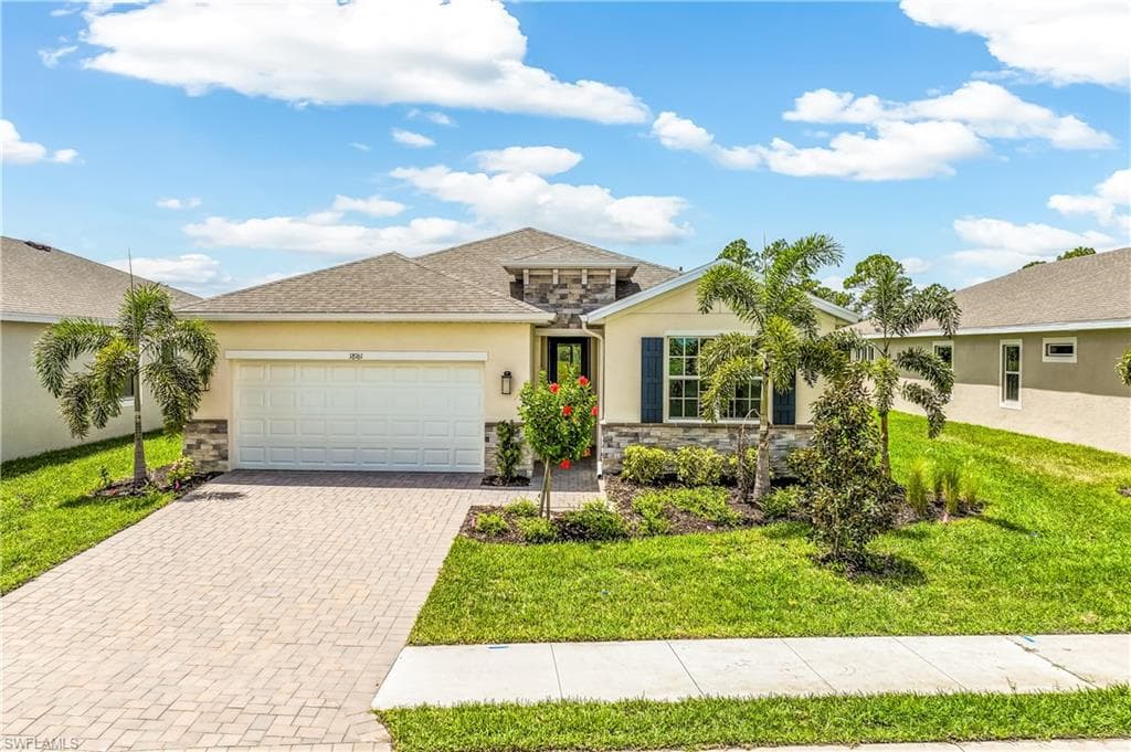 18161 LAGOON REACH LN NORTH FORT MYERS, FL 33917