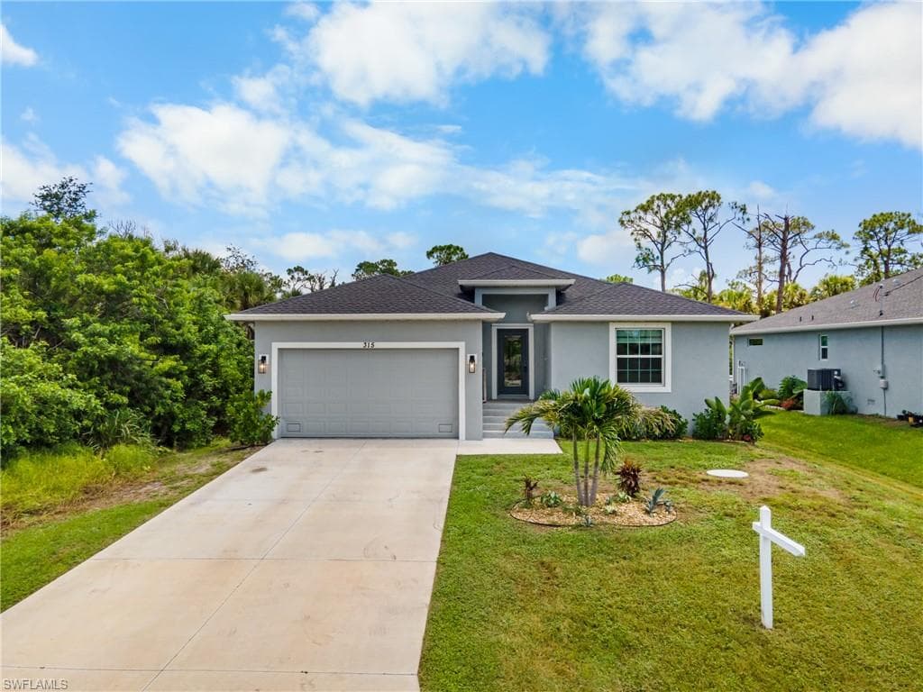 315 Sweetwater DR ROTONDA WEST, FL 33947