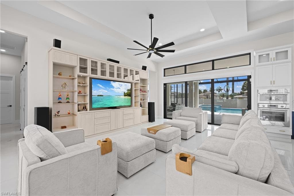 750 109th AVE N NAPLES, FL 34108